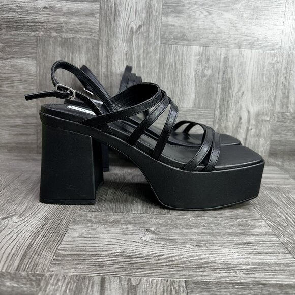 Steve Madden Bossy Women's size 10 Strappy Chucky Black Heels - Picture 1 of 9
